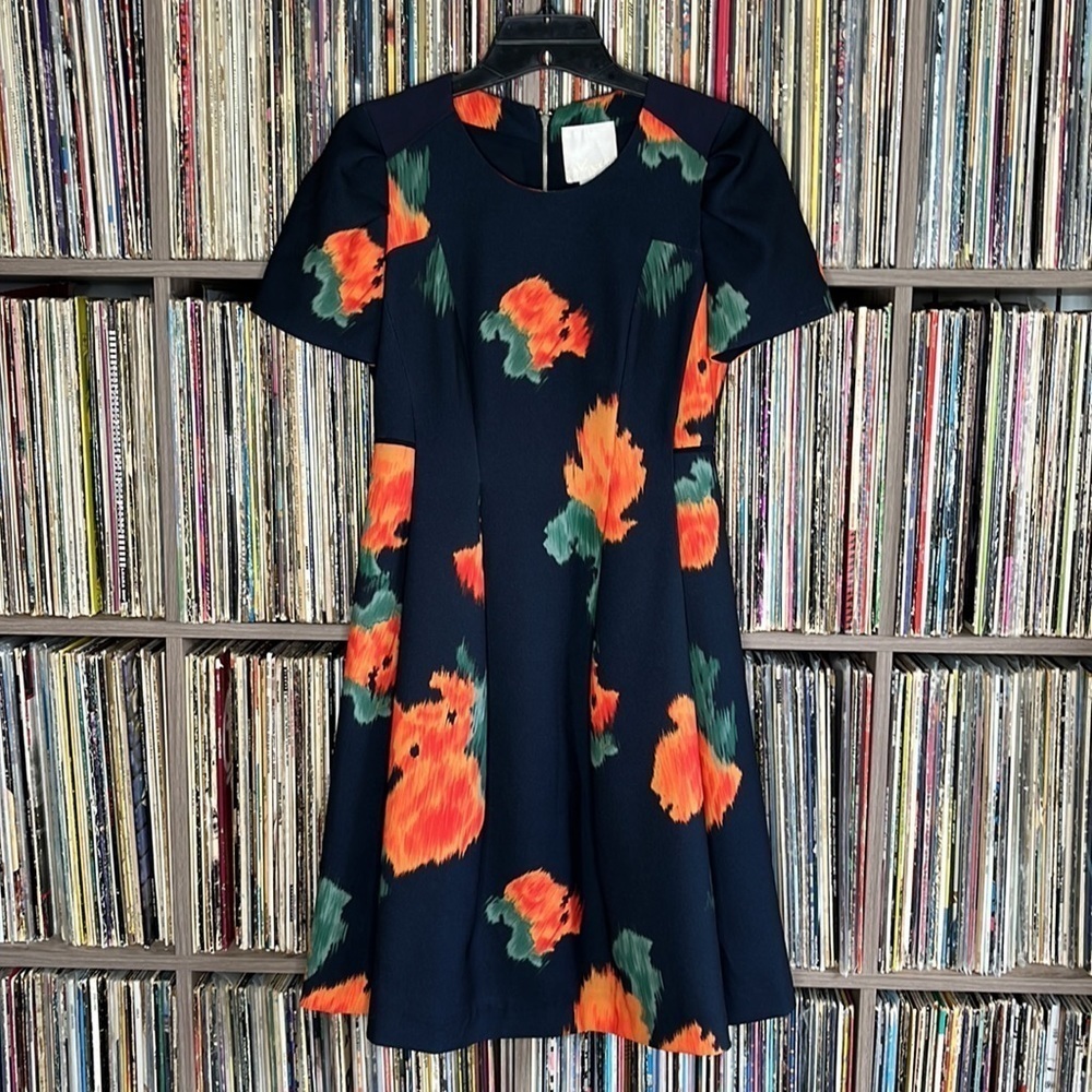 Anthropologie Maginn Dress in Oversized Abstract Floral Print Size 2